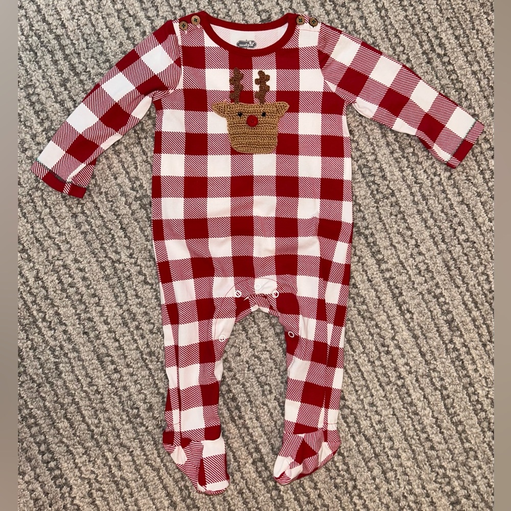 Mud Pie Buffalo Check Reindeer Appliqué Sleeper Size 6-9 Month